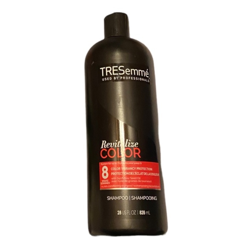 TRESemme Shampoo Color Revitalize - 28 fl oz (828 ml).
